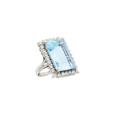 Lot 1031 - White Gold, Aquamarine and Diamond Ring