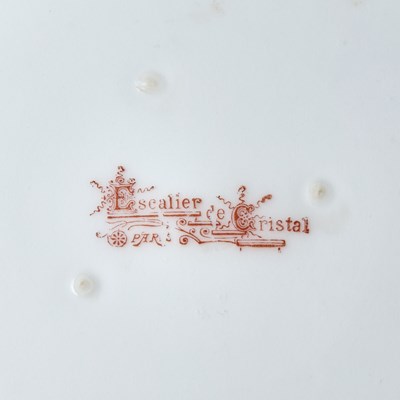 Lot 164 - Grand Duchess Elizabeth Feodorovna and Grand Duke Sergei Alexandrovich: Porcelain Oyster Dish and Plate