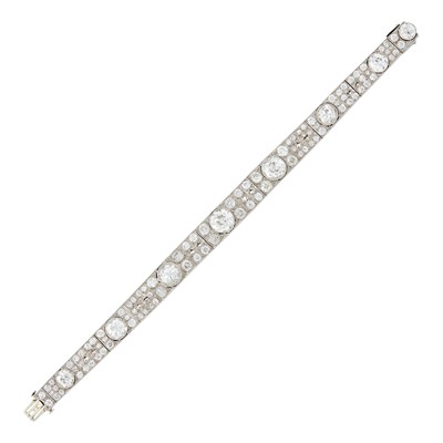 Lot 185 - Raymond C. Yard Platinum and Diamond Bracelet