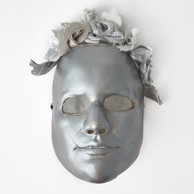 Lot 526 - The silver mask worn in the final Broadway performance of Phantom
