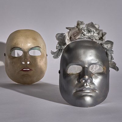 Lot 526 - The silver mask worn in the final Broadway performance of Phantom