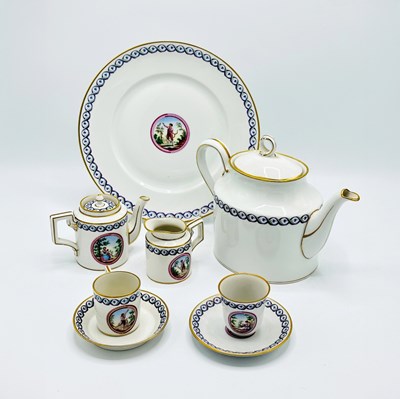 Lot 1207 - Richard Ginori "Elba" Pattern Dinner Service