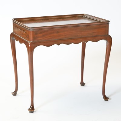 Lot 432 - George II Mahogany Tea Table