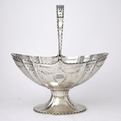 Lot 150 - Tiffany & Co. Sterling Silver "Marquise" Pattern Centerpiece Basket