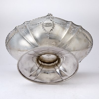 Lot 150 - Tiffany & Co. Sterling Silver "Marquise" Pattern Centerpiece Basket