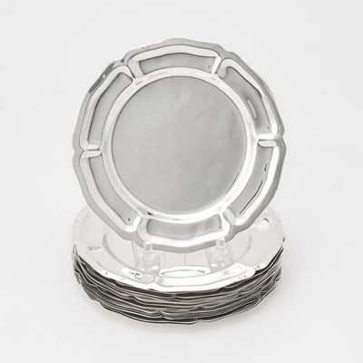 Lot 128 - Set of Sixteen Mexican Sterling Silver Bread Plates