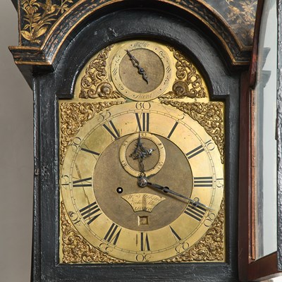 Lot 222 - Queen Anne Gilt and Black Japanned Longcase Clock