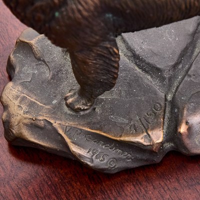 Lot 344 - Virginia Perry Gardiner Bronze Figure of a Retriever