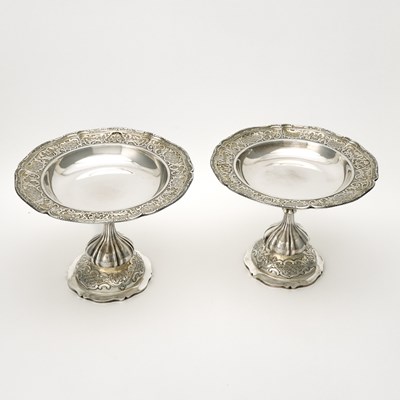 Lot 125 - Pair of William IV Sterling Silver Footed Plates