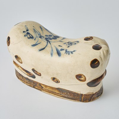 Lot 148 - Chinese Painted Pottery Cat-Form Pillow
