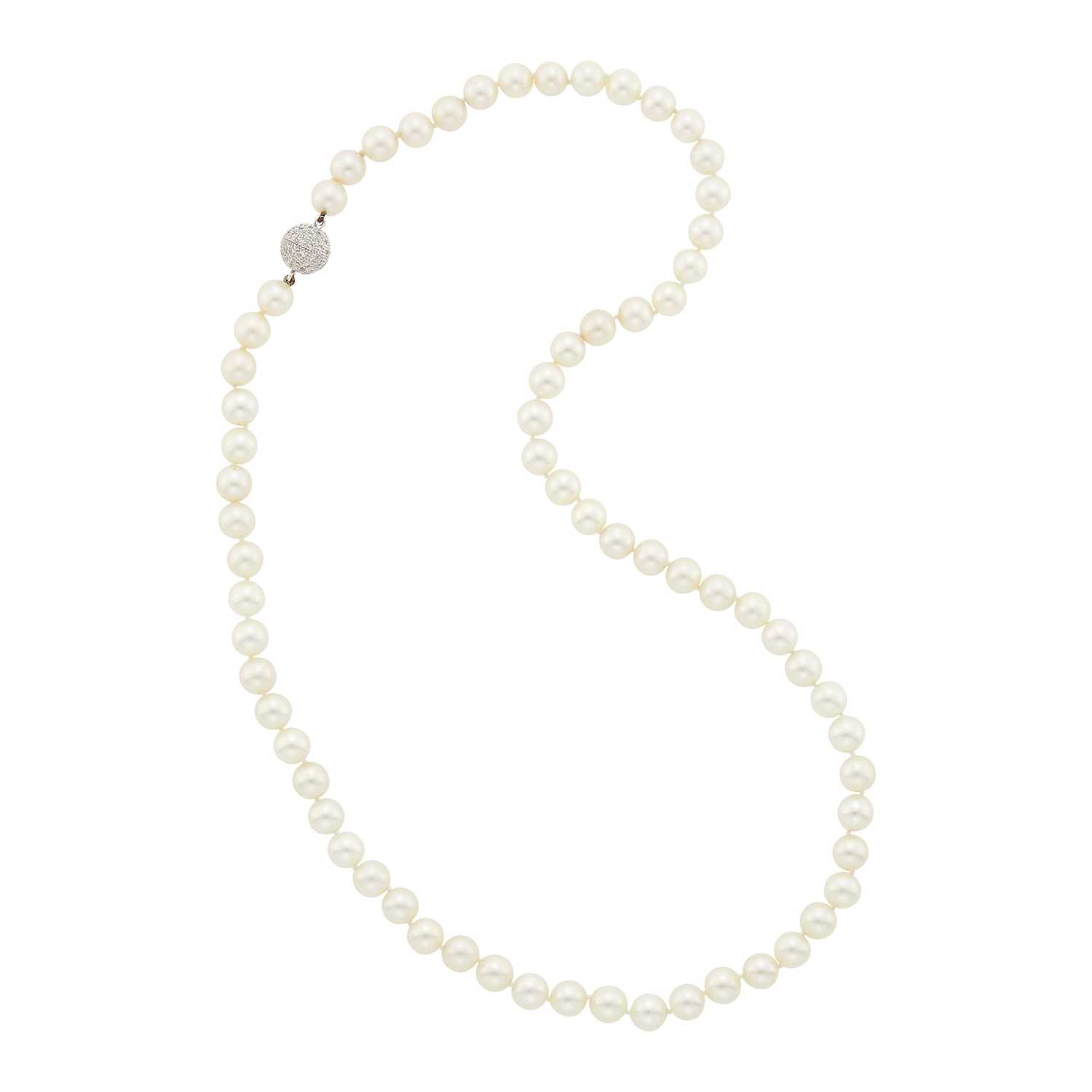 Lot 36 - Cultured Pearl Necklace with White Gold and Diamond Ball Clasp