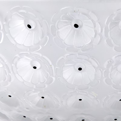Lot 574 - Lalique Molded Glass 'Nemours' Center Bowl