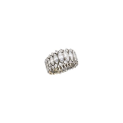 Lot 1043 - Platinum and Diamond Band Ring