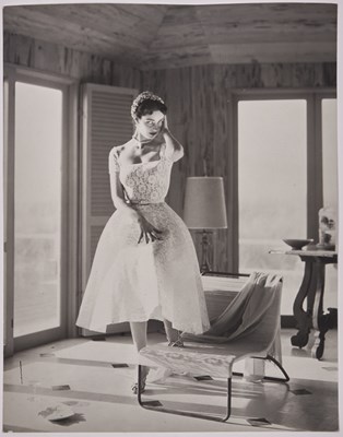 Lot 10 - The important and extensive archive of original fashion photographs of model Dorothy Rice, 1945-58