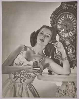 Lot 10 - The important and extensive archive of original fashion photographs of model Dorothy Rice, 1945-58