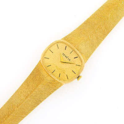 Lot 2211 - Gentleman's Gold Wristwatch
