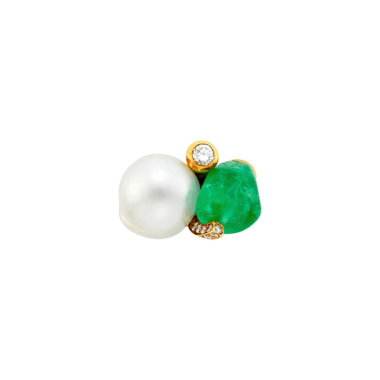 Lot 1085 - Misani Marini Gold, Semi-Baroque South Sea Cultured Pearl, Tumbled Emerald Bead and Diamond Ring