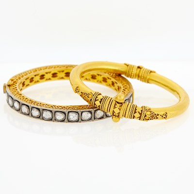 Lot 3021 - Indian Gold Bangle Bracelet and Gold, Silver and Foil-Backed Diamond Bangle Bracelet