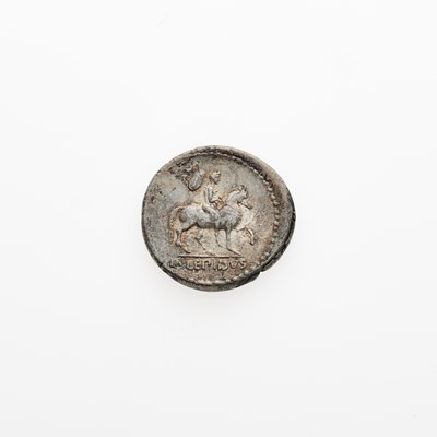 Lot 31 - M. Aemilius Lepidus. c. 61 B.C.E. AR Denarius (3.90g, 19mm).