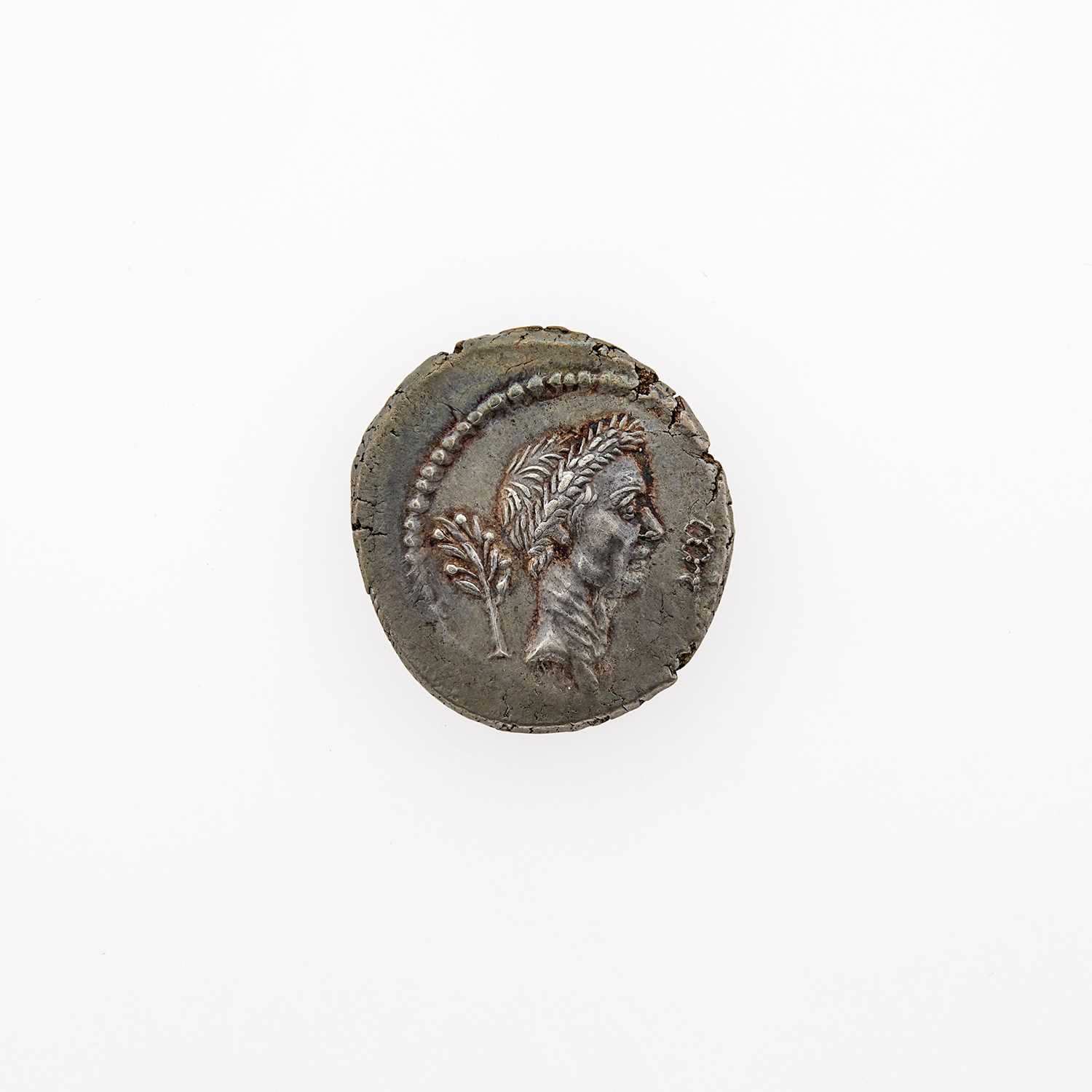 Lot 66 - Julius Caesar and L. Livineius Regulus (Moneyer). c. 42 B.C.E. AR Denarius (3.97g, 19mm).