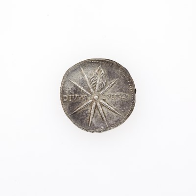 Lot 82 - Augustus. c. 19 B.C.E. AR Denarius (3.84g, 20mm).