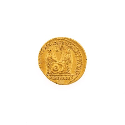 Lot 92 - Augustus, Emperor. c. 7-6 B.C.E. AV Aureus (7.67g, 20mm).