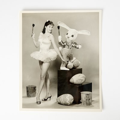 Lot 78 - Photographs from the career of Mary Tyler Moore