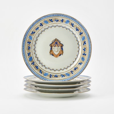 Lot 44 - Set of Five Chinese Export Porcelain Plates