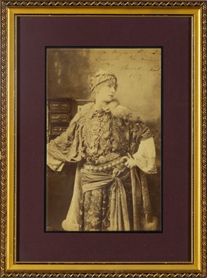 Lot 90 - A large format inscribed photograph of Sarah Bernhardt
