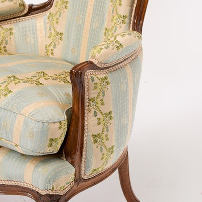 Lot 20 - Pair of Louis XV Beechwood Bergères en Cabriolet