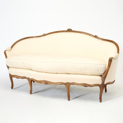 Lot 2 - Louis XV Walnut Canapé