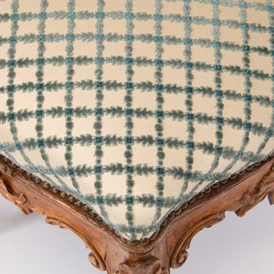 Lot Louis XV Fruitwood Stool