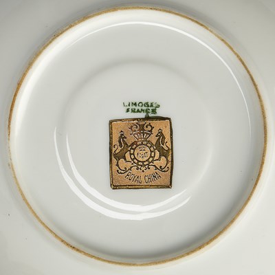 Lot 87 - Limoges Gilt and Polychrome-Painted Porcelain Dinner Service
