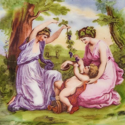 Lot 87 - Limoges Gilt and Polychrome-Painted Porcelain Dinner Service