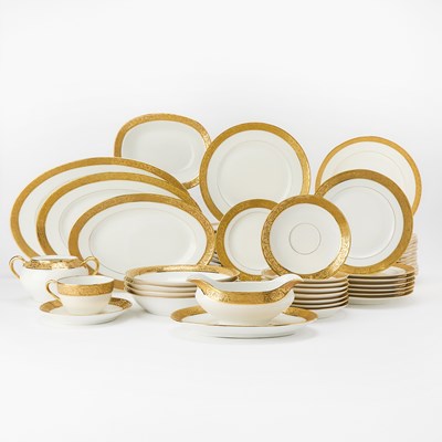 Lot 110 - Limoges Gilt Decorated Porcelain Dinner Service