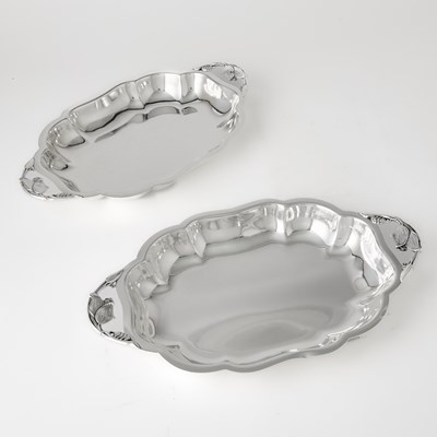 Lot 164 - Pair of American Sterling Silver Open Vegetable Dishes