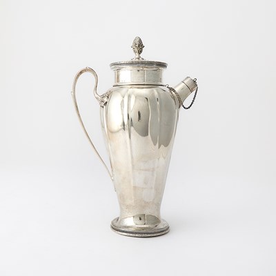 Lot 165 - American Silver Cocktail Shaker