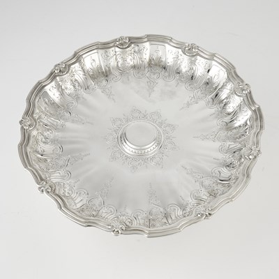 Lot 40 - Tiffany & Co. Sterling Silver Footed Centerpiece