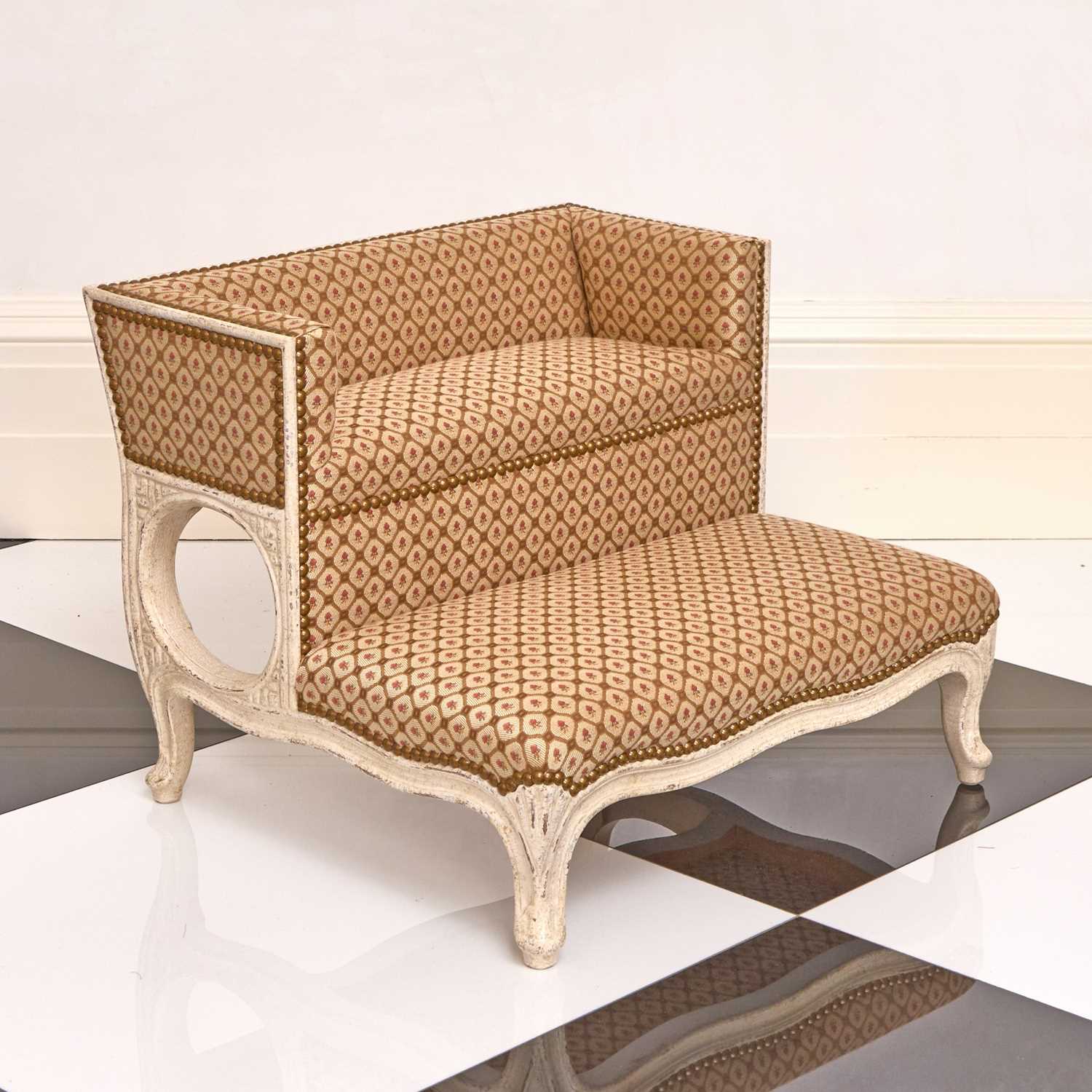 Lot 212 - French Provincial White Painted and Upholstered Dog Bed
