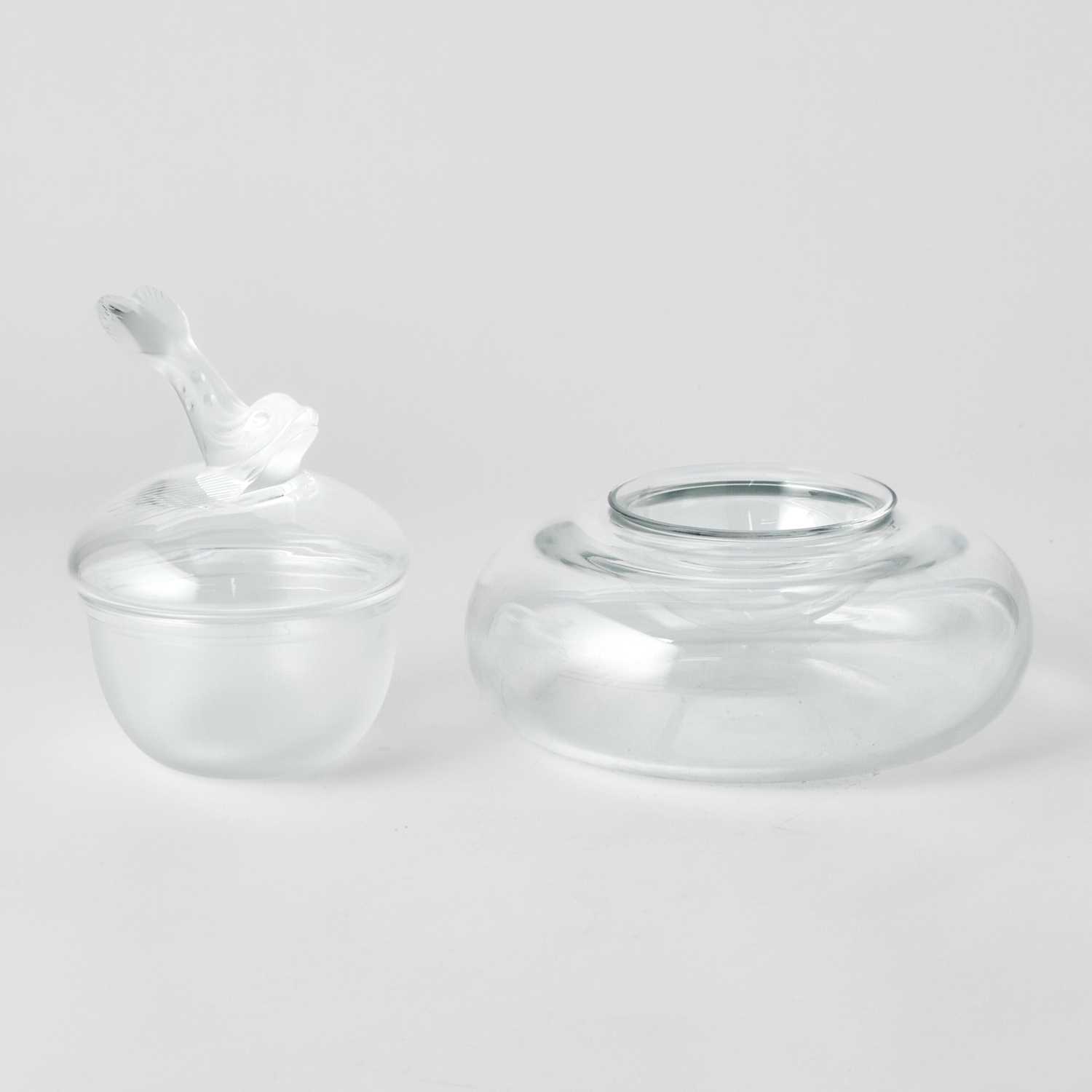 Lot 237 - Baccarat Glass 'Vesuvius' Pattern Caviar Bowl and a Lalique Molded Glass 'Igor' Pattern Caviar Bowl