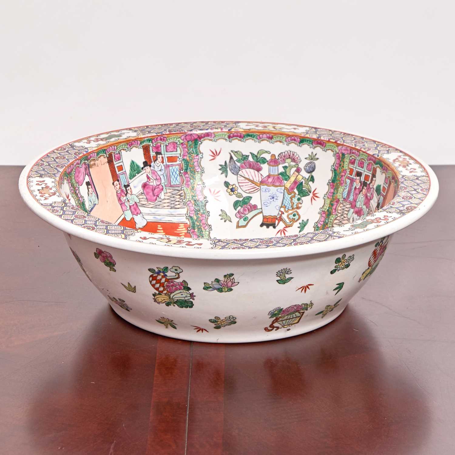Lot 167 - Chinese Rose Medallion Porcelain Basin