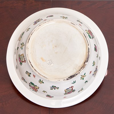 Lot 167 - Chinese Rose Medallion Porcelain Basin