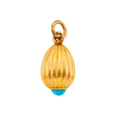 Lot 181 - Russian Turquoise-Set Gold Pendant Egg