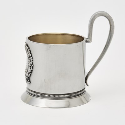 Lot 194 - Fabergé Silver Tea Glass Holder