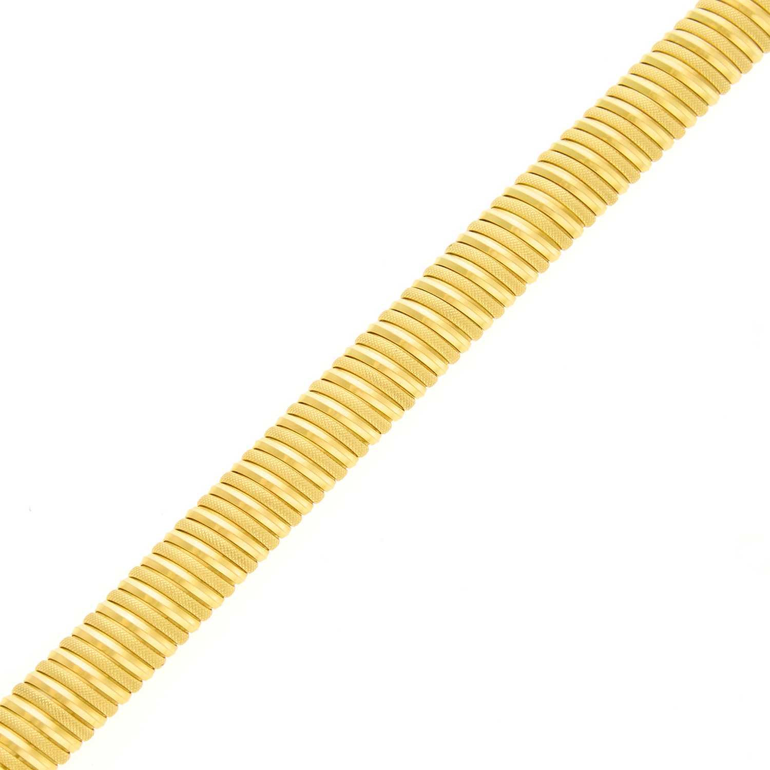 Lot 2042 - Gold Bracelet