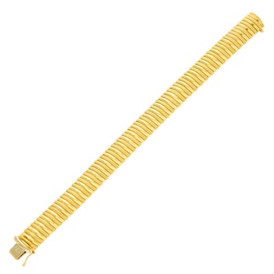 Lot 2042 - Gold Bracelet