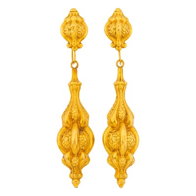 Lot 75 - Pair of Antique Repoussé Gold Pendant-Earrings, France