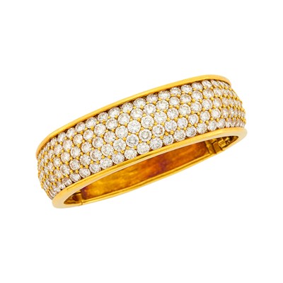 Lot 52 - Jose Hess Gold and Diamond Bangle Bracelet
