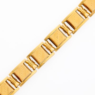 Lot 2068 - Gold Bracelet