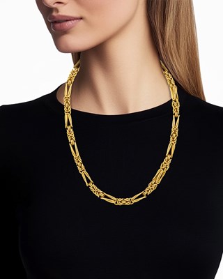 Lot 1089 - Gold Chain Necklace